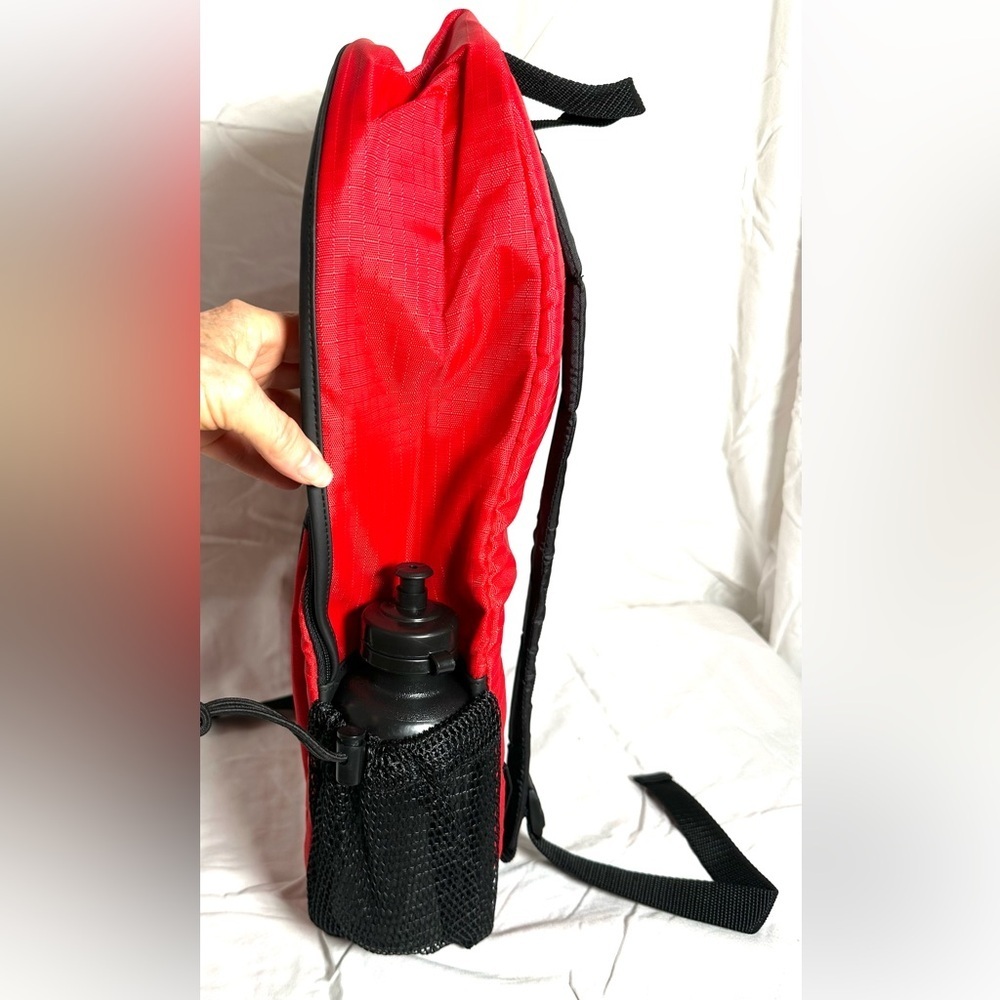 EXCURSION LOGO PATCH Red Backpack With Black Medic Grab Bag Travel Bag Carry on - Picture 7 of 15